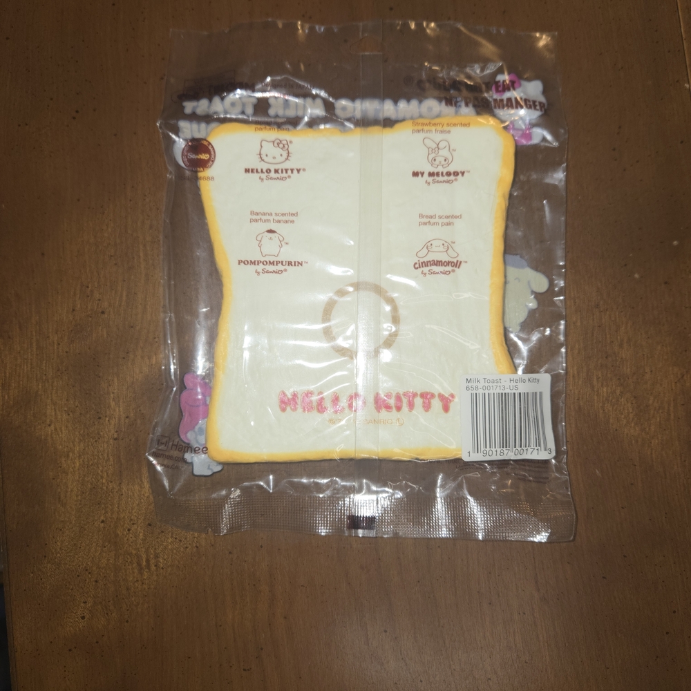 NWT HELLO KITTY iBloom Aeromatic Milk Toast - Picture 6 of 9
